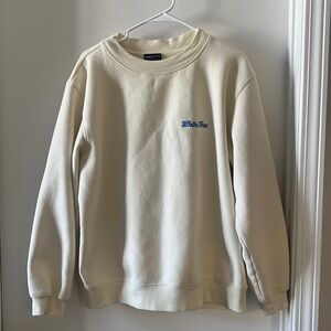 White fox sweatshirt